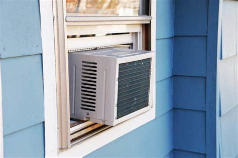 Running AC with Windows Open When Cooler Outside: A Paradox of Modern Comfort